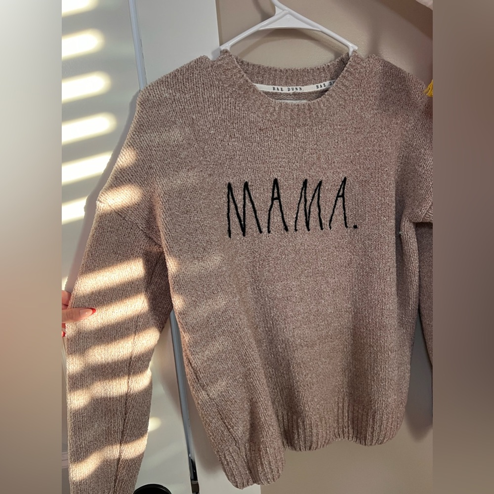Women’s Rae Dunn sweater